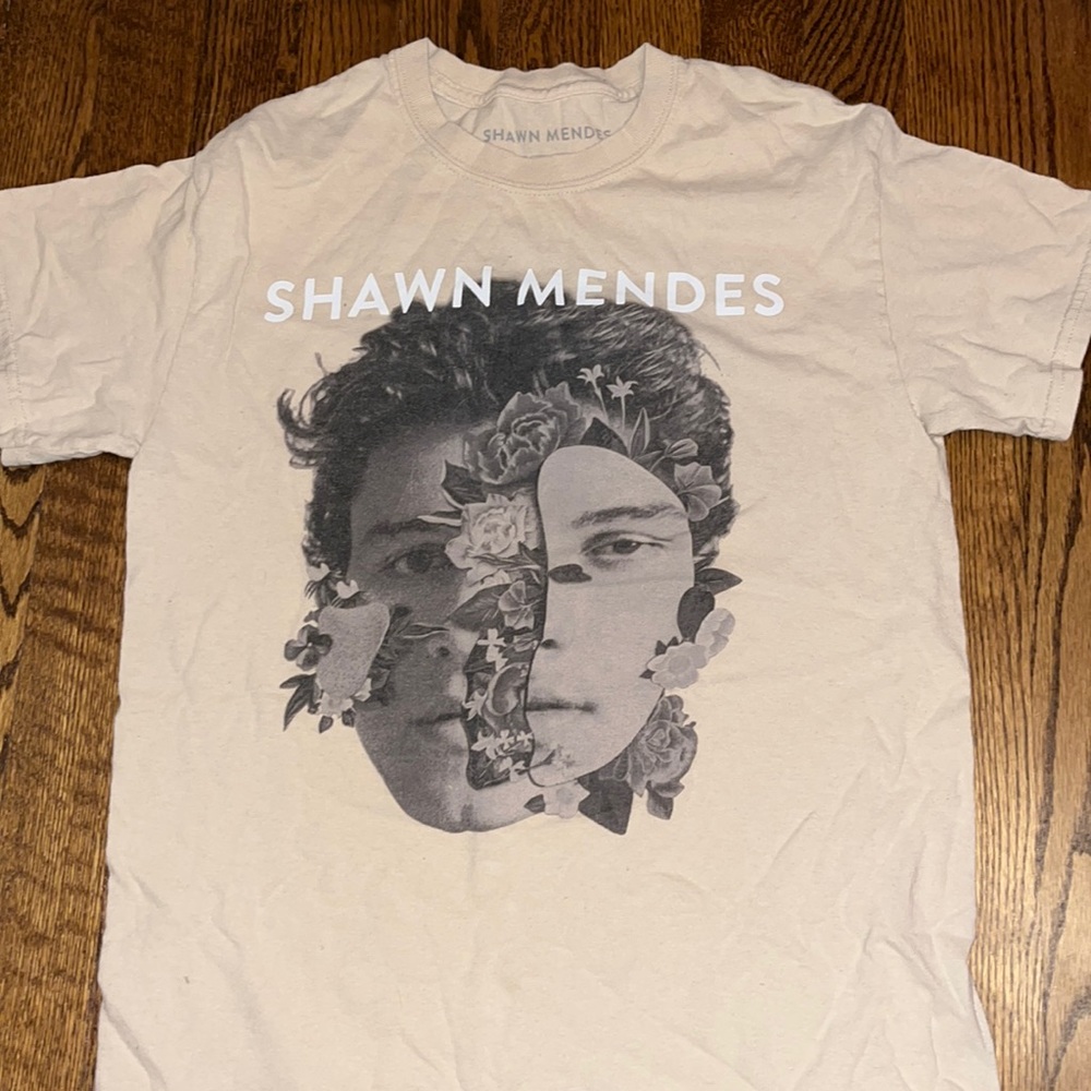 Shawn mendes shirt